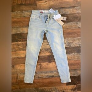 Levi's super skinny 710 jeans NWT size 26